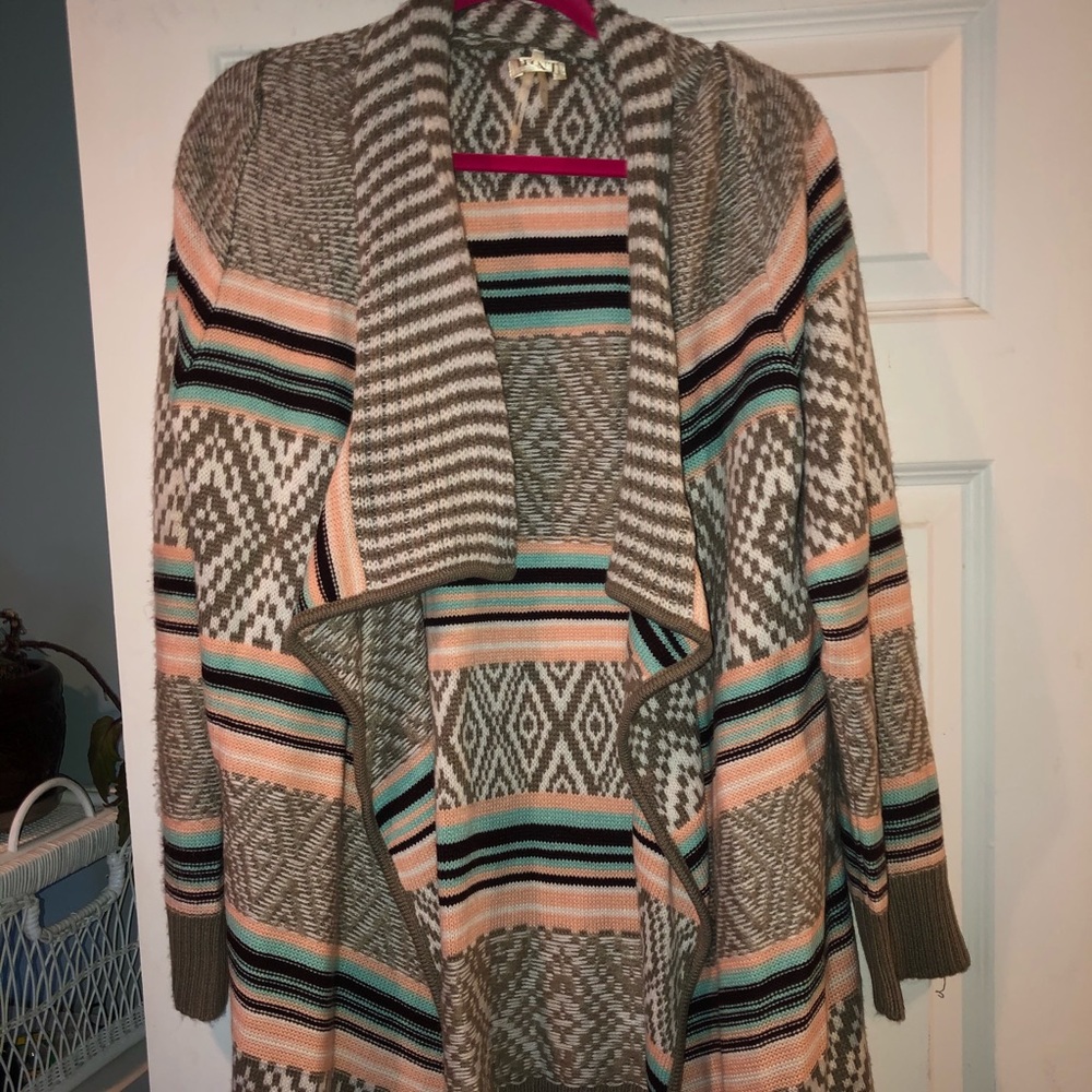 Cardigan sweater